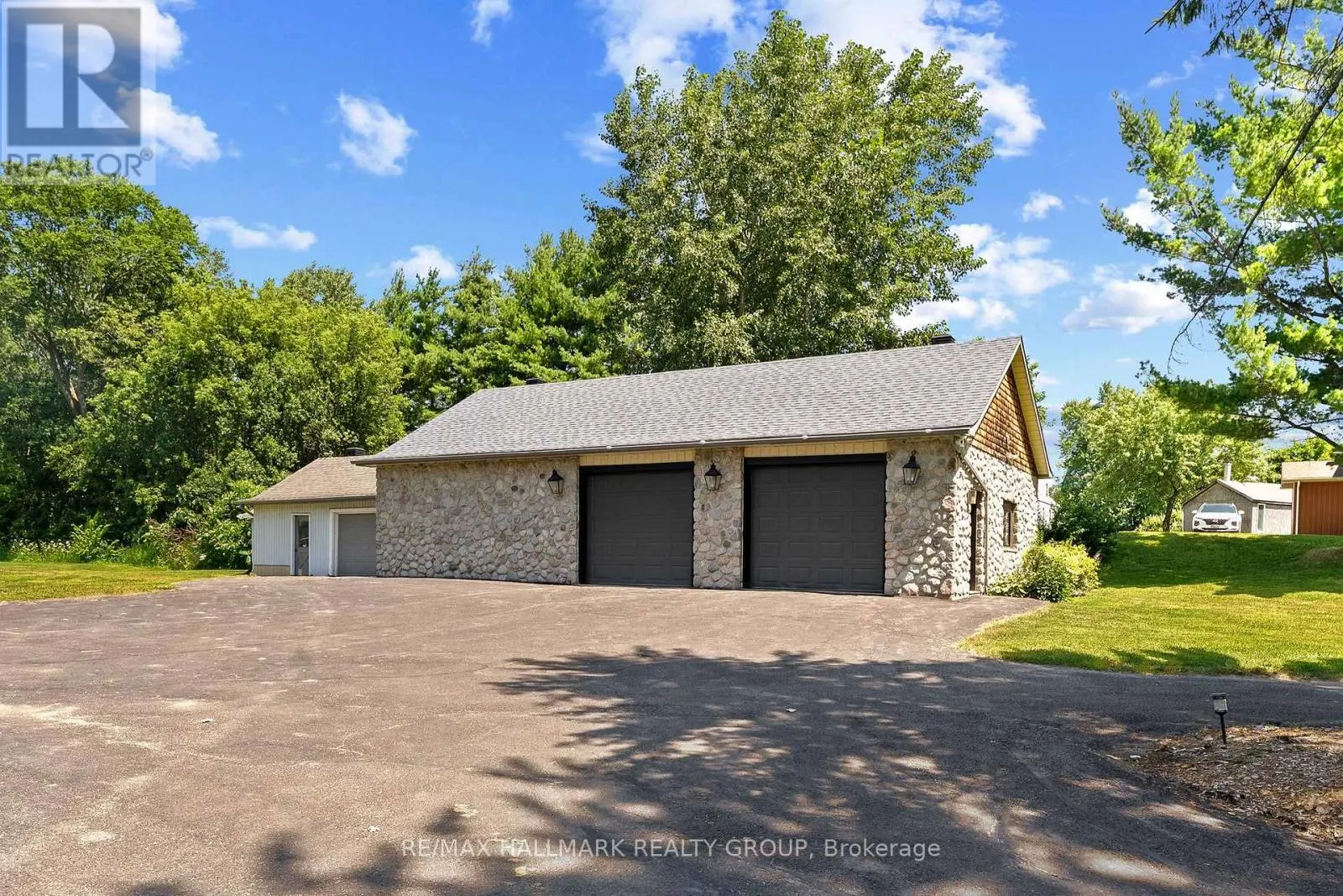 18407 COUNTY 2 ROAD