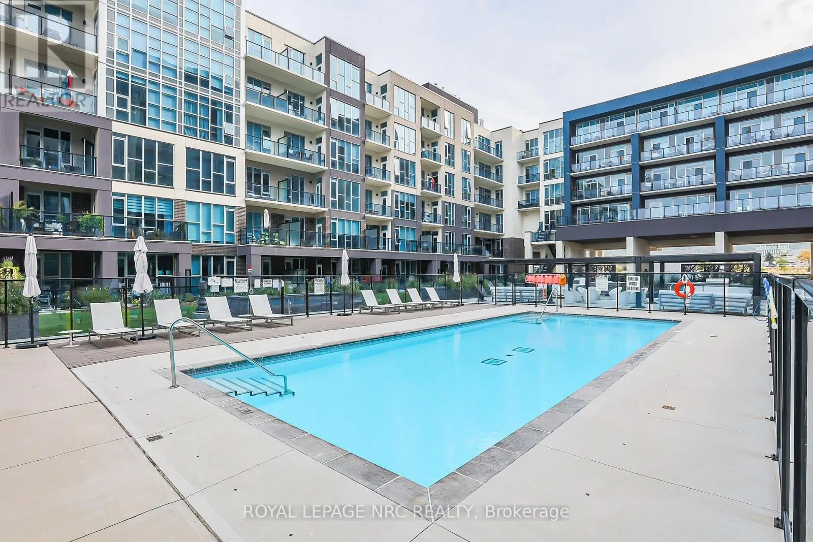 232 - 16 CONCORD PLACE #232