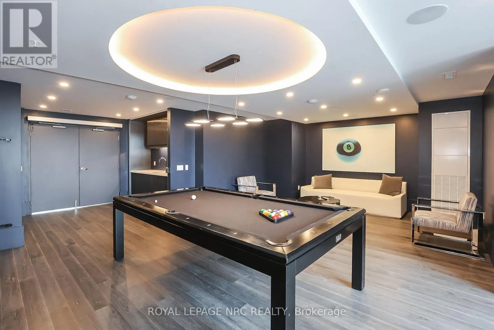 232 - 16 CONCORD PLACE #232