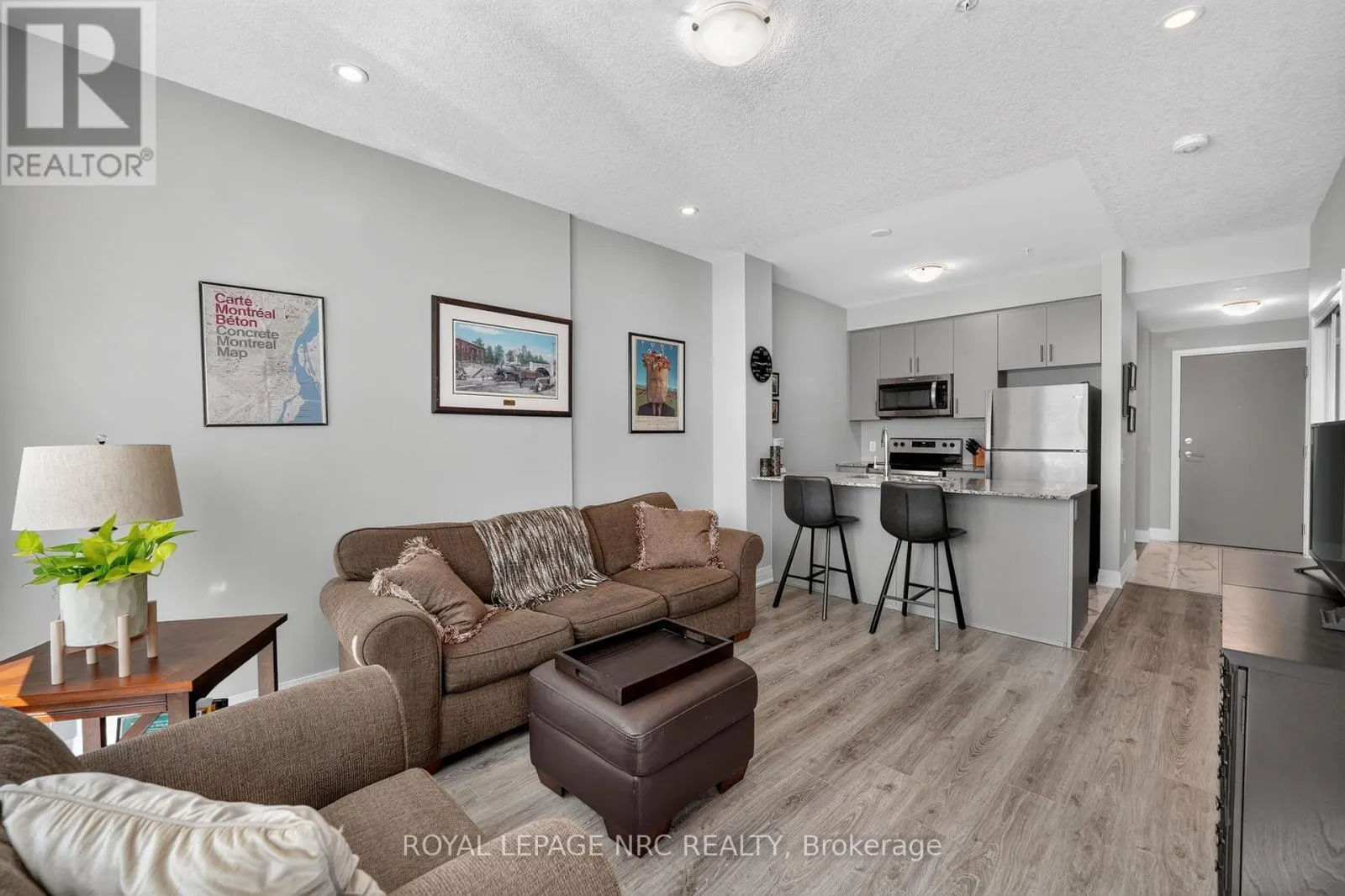232 - 16 CONCORD PLACE #232
