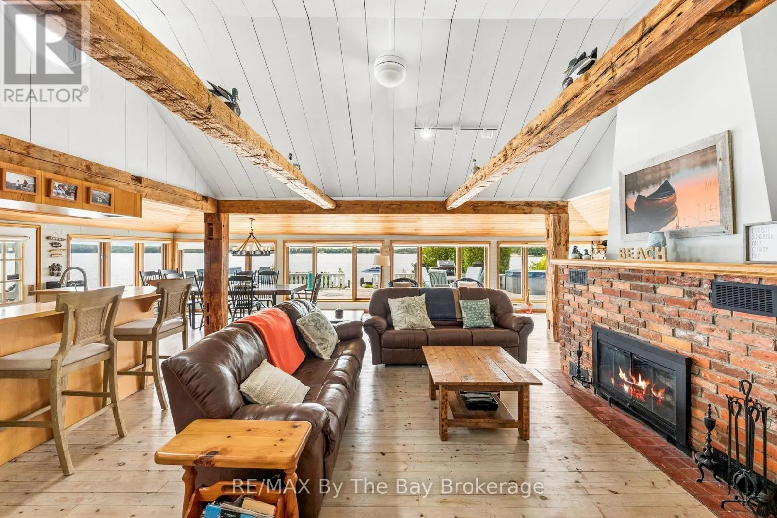 6686 ISLAND 1040/LITTLE BEAUSOLEIL ISLAND