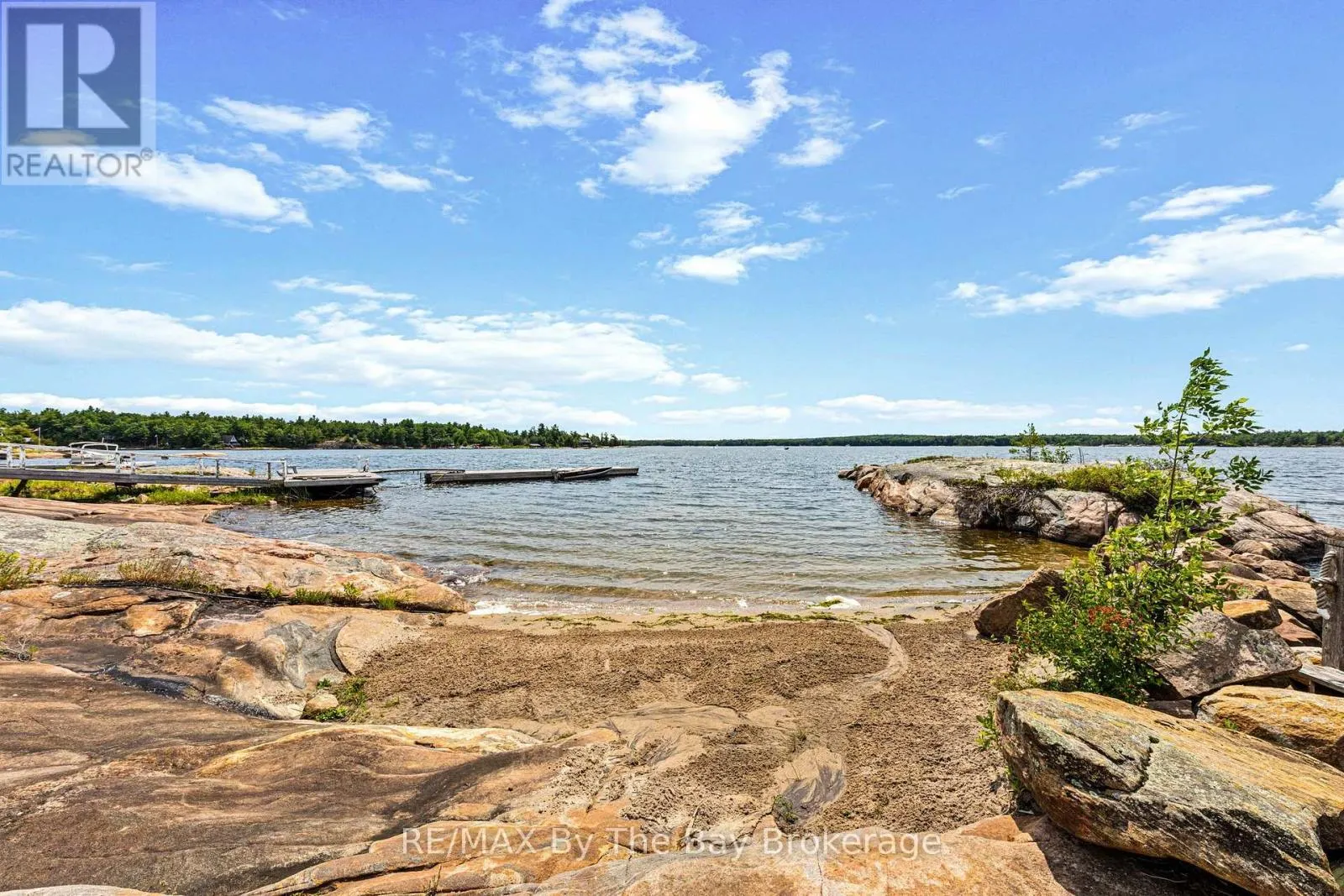 6686 ISLAND 1040/LITTLE BEAUSOLEIL ISLAND