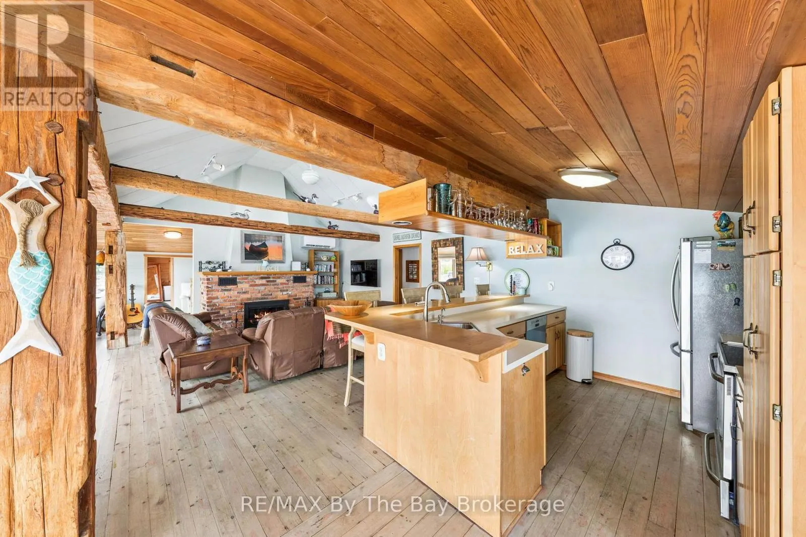 6686 ISLAND 1040/LITTLE BEAUSOLEIL ISLAND