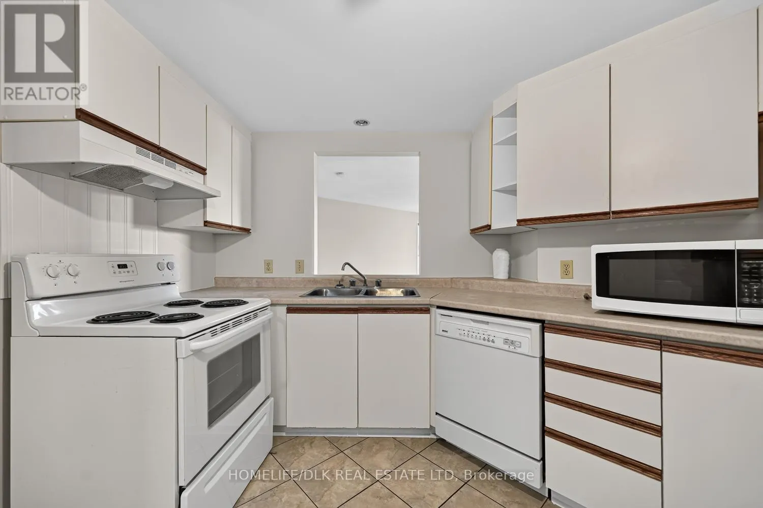 406 - 274 ORMOND STREET