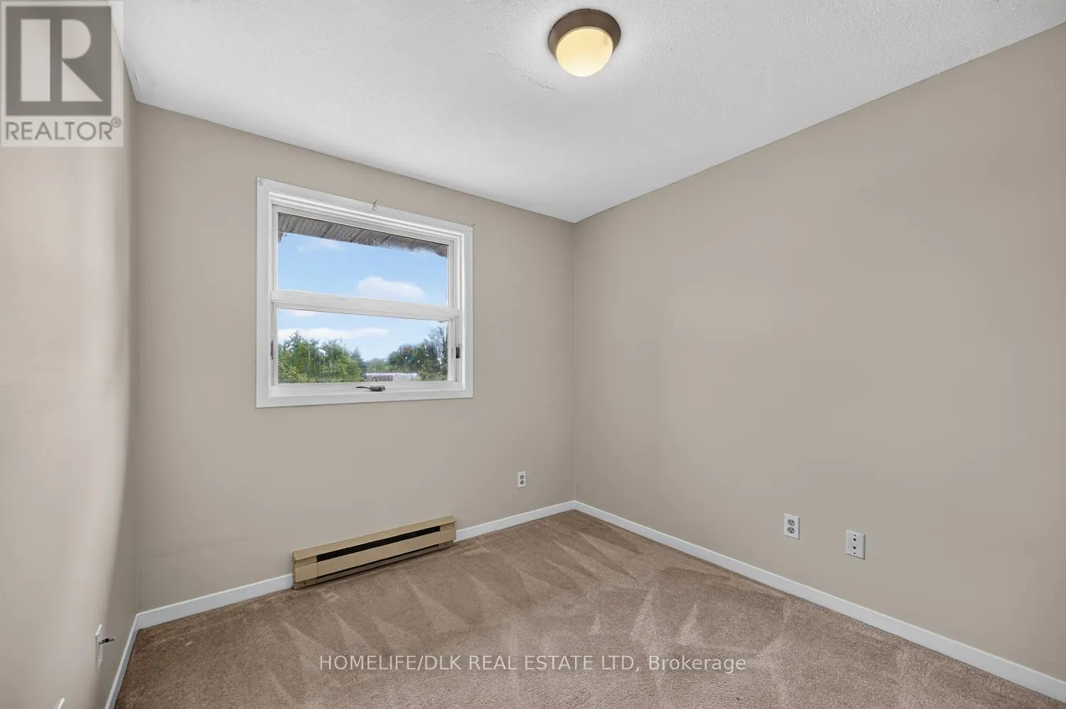 406 - 274 ORMOND STREET