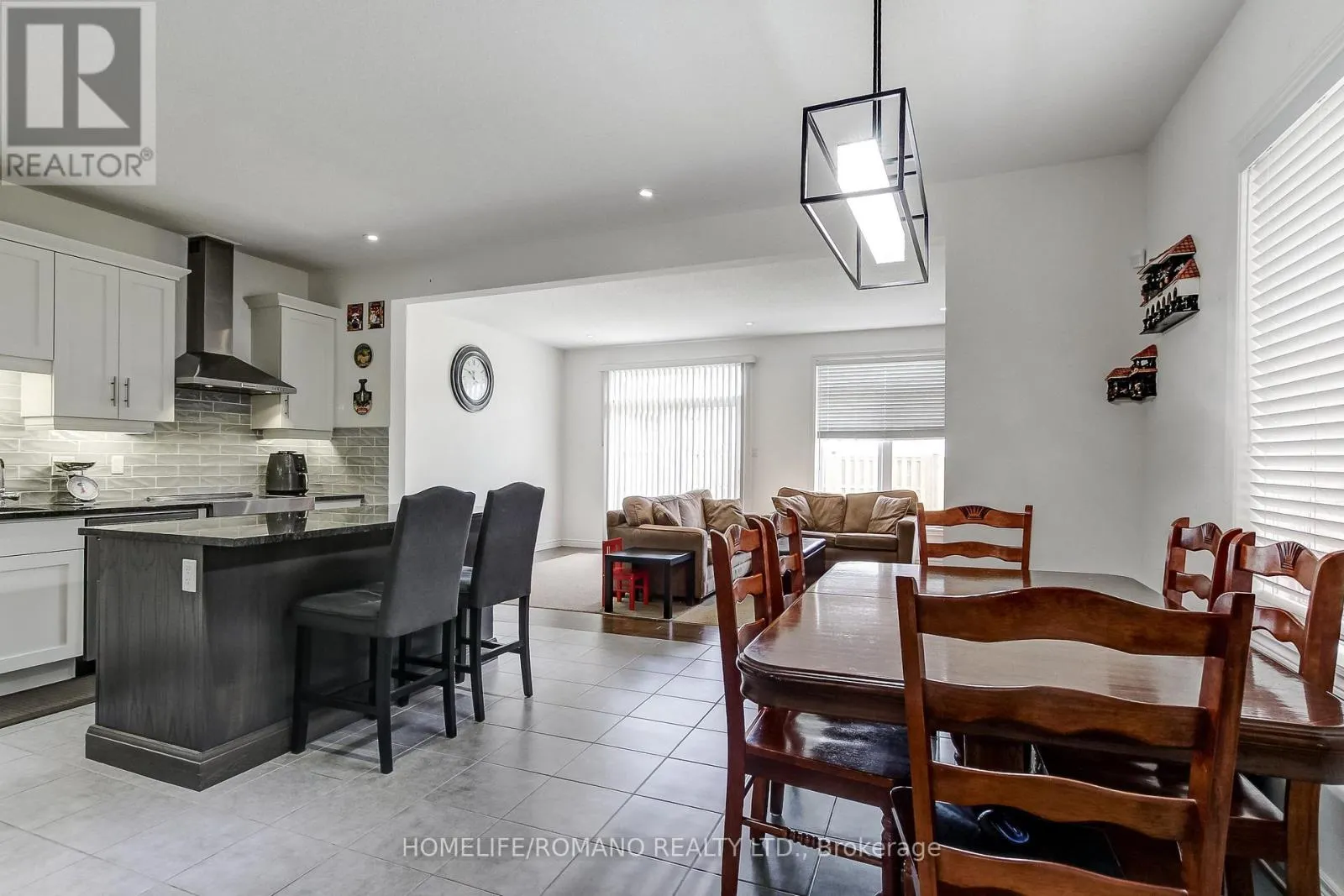42 DALLAN DRIVE