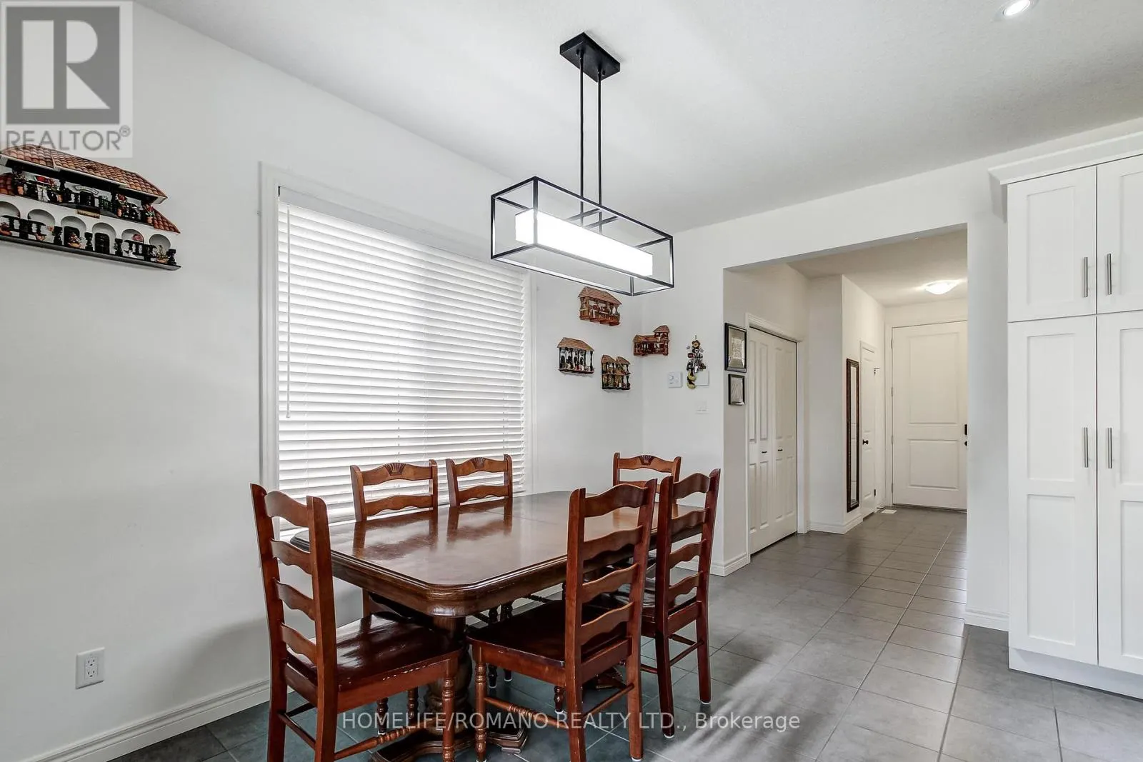 42 DALLAN DRIVE