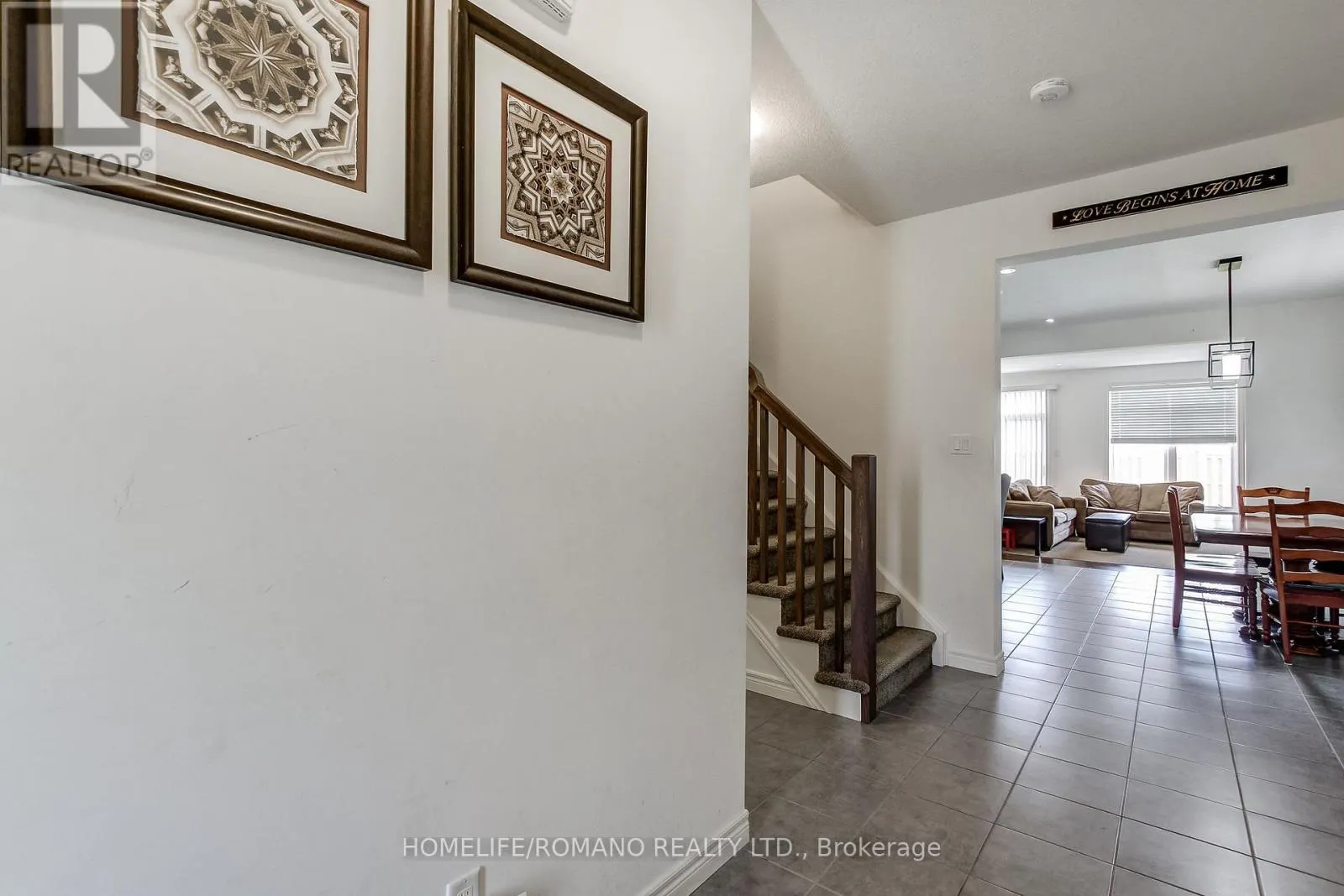 42 DALLAN DRIVE