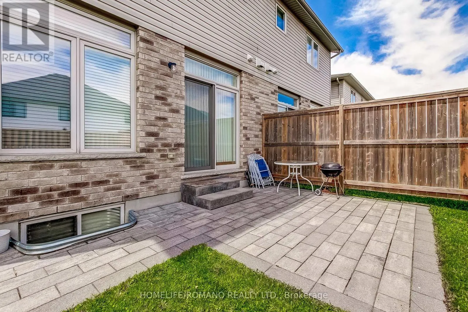 42 DALLAN DRIVE