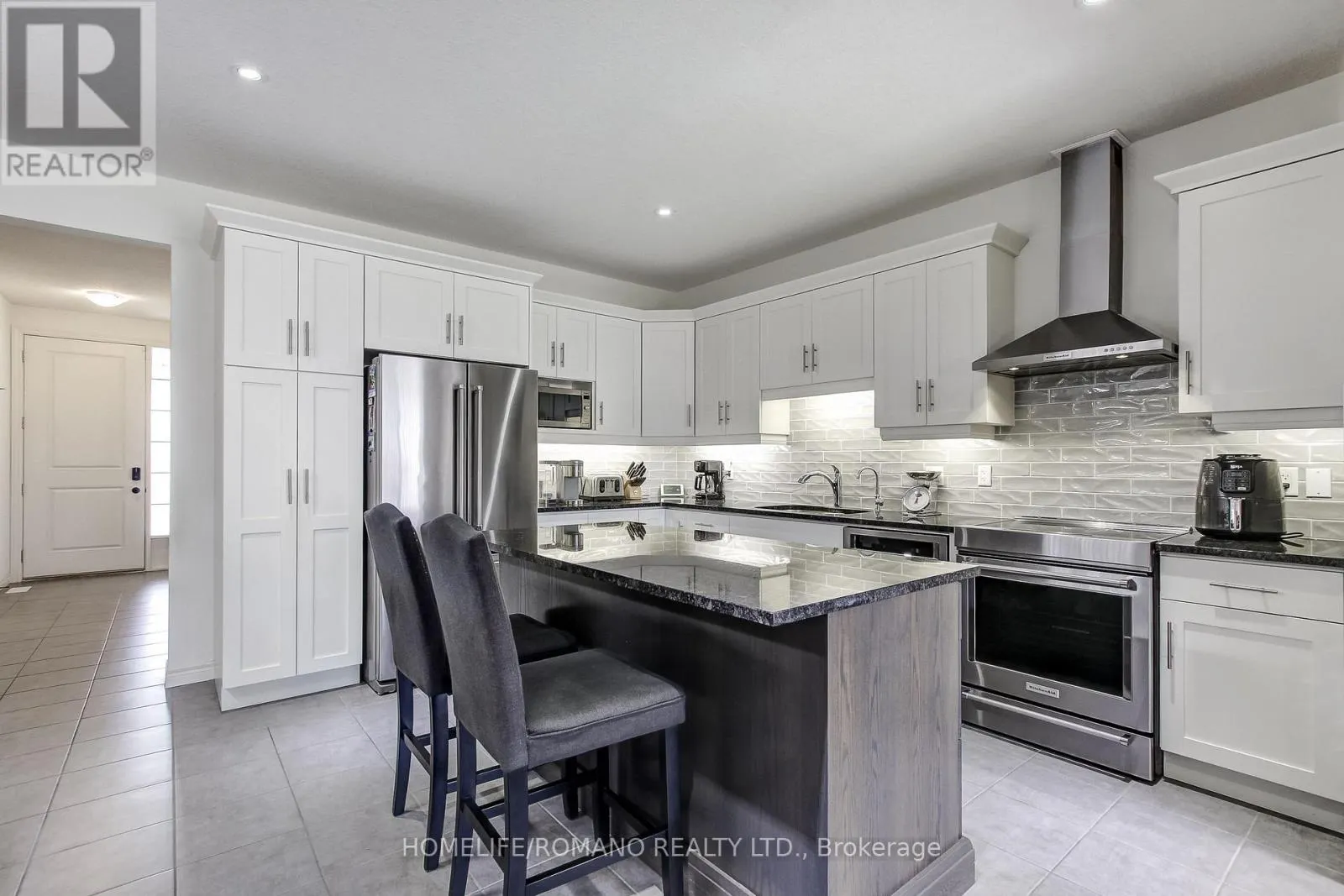 42 DALLAN DRIVE