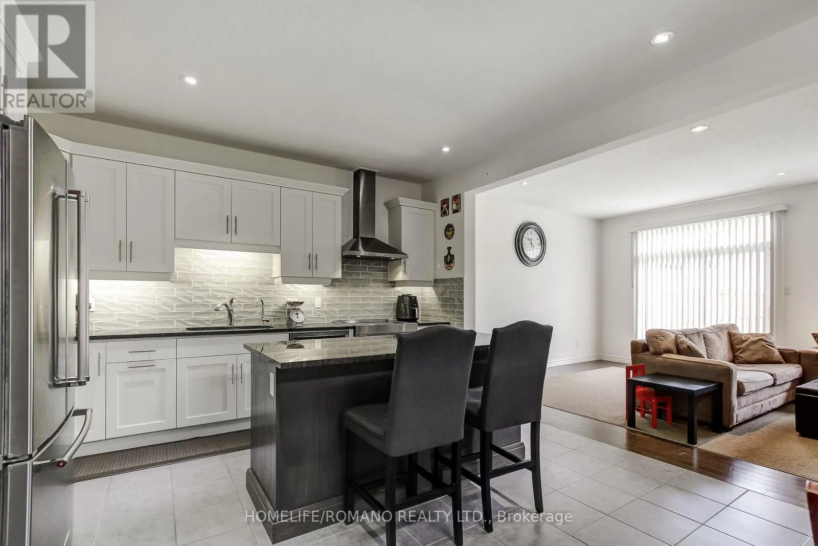 42 DALLAN DRIVE
