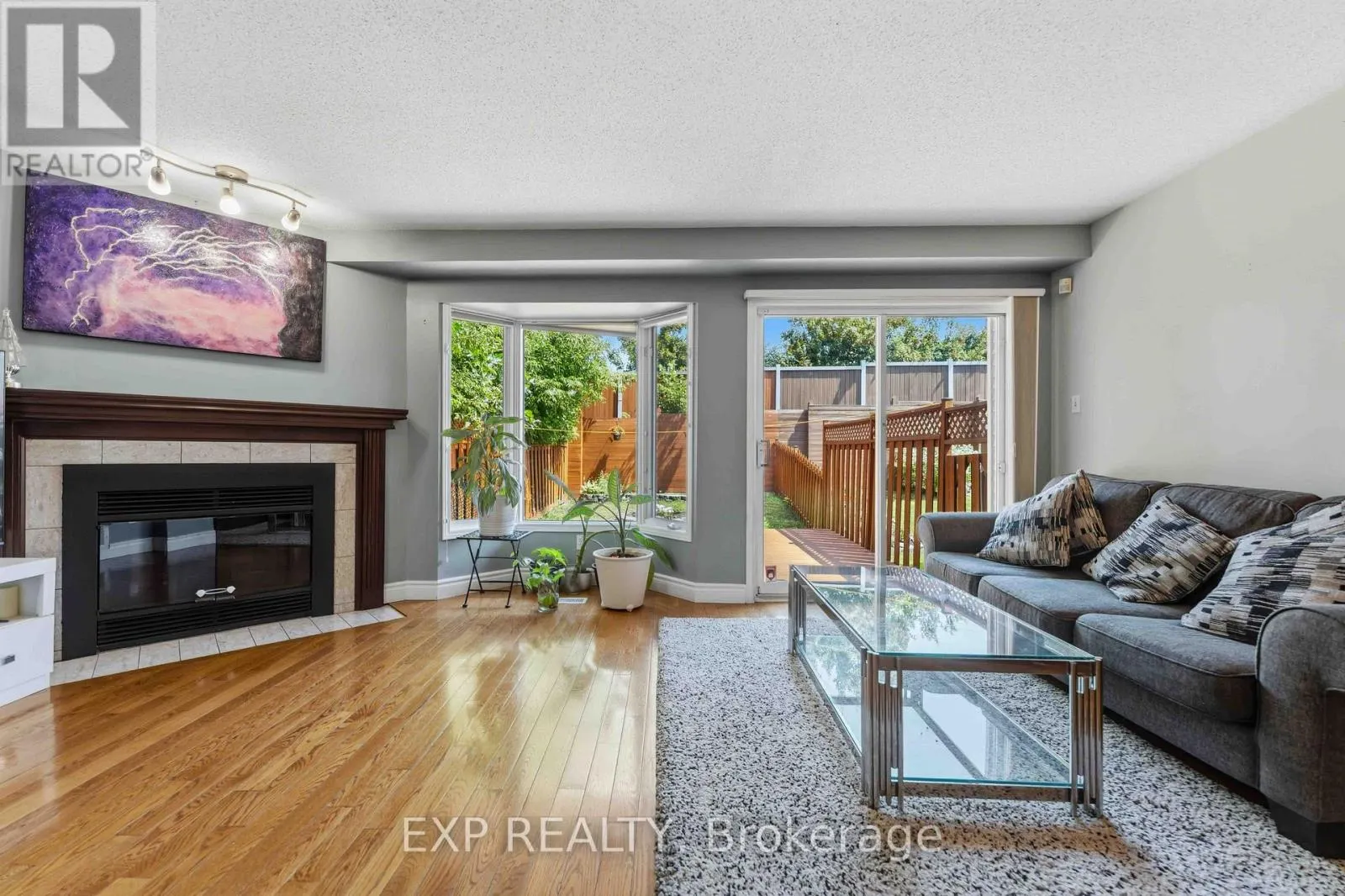 86 SCARLET COURT