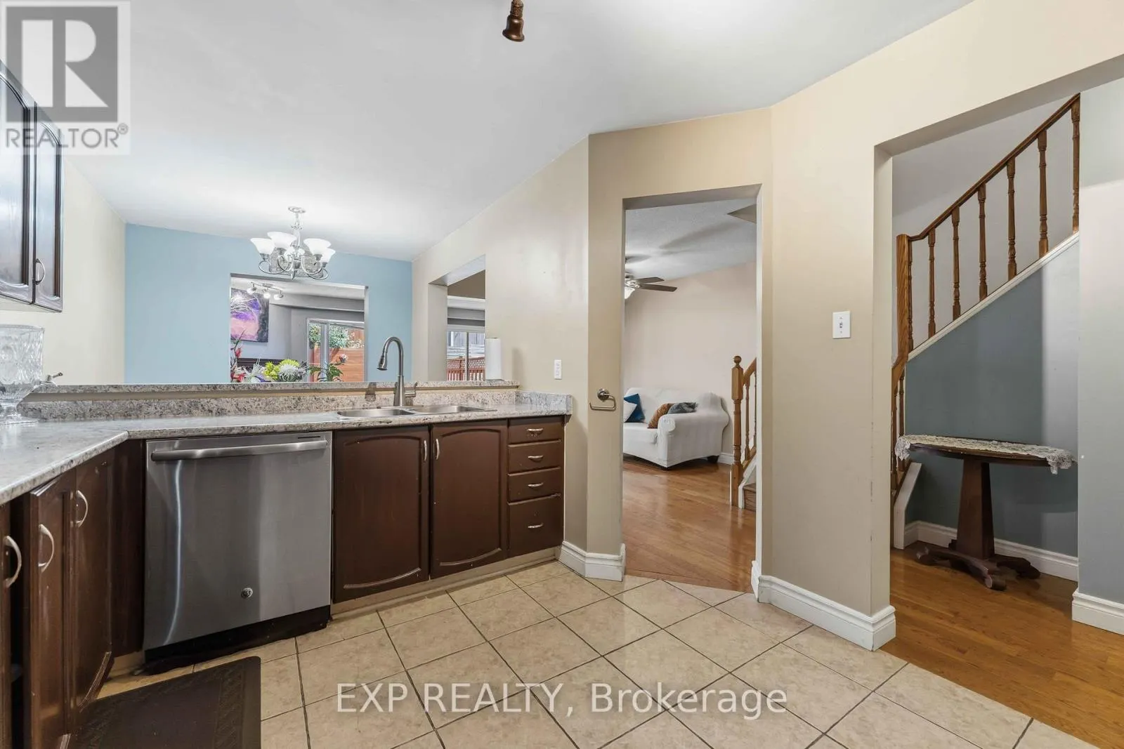86 SCARLET COURT