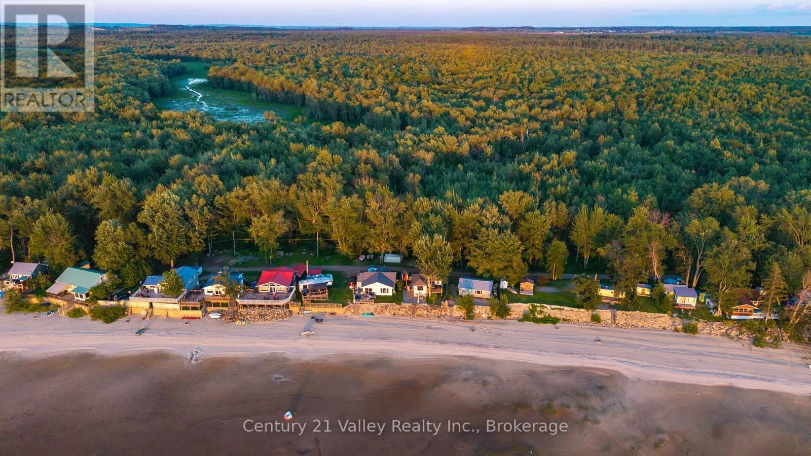 115 GREATVIEW TRAIL