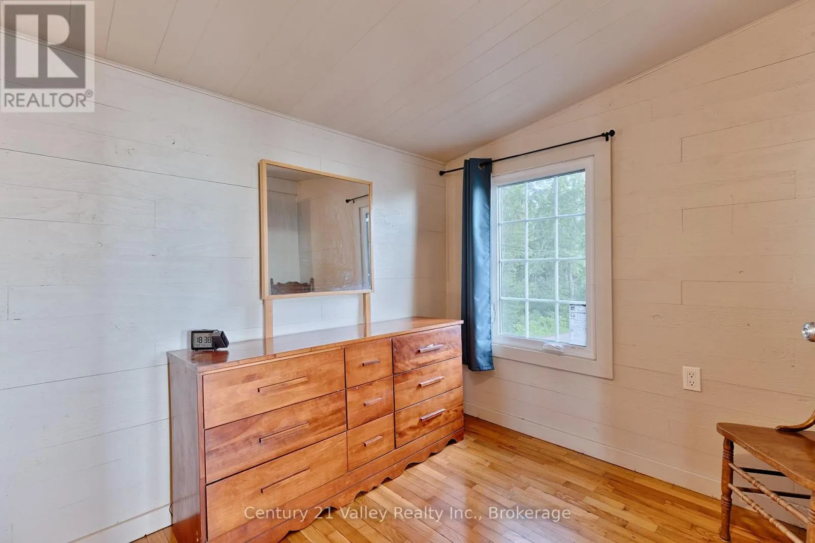 115 GREATVIEW TRAIL