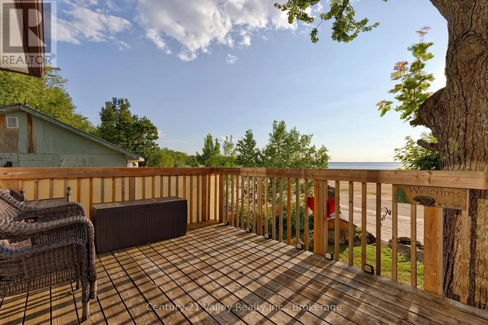 115 GREATVIEW TRAIL