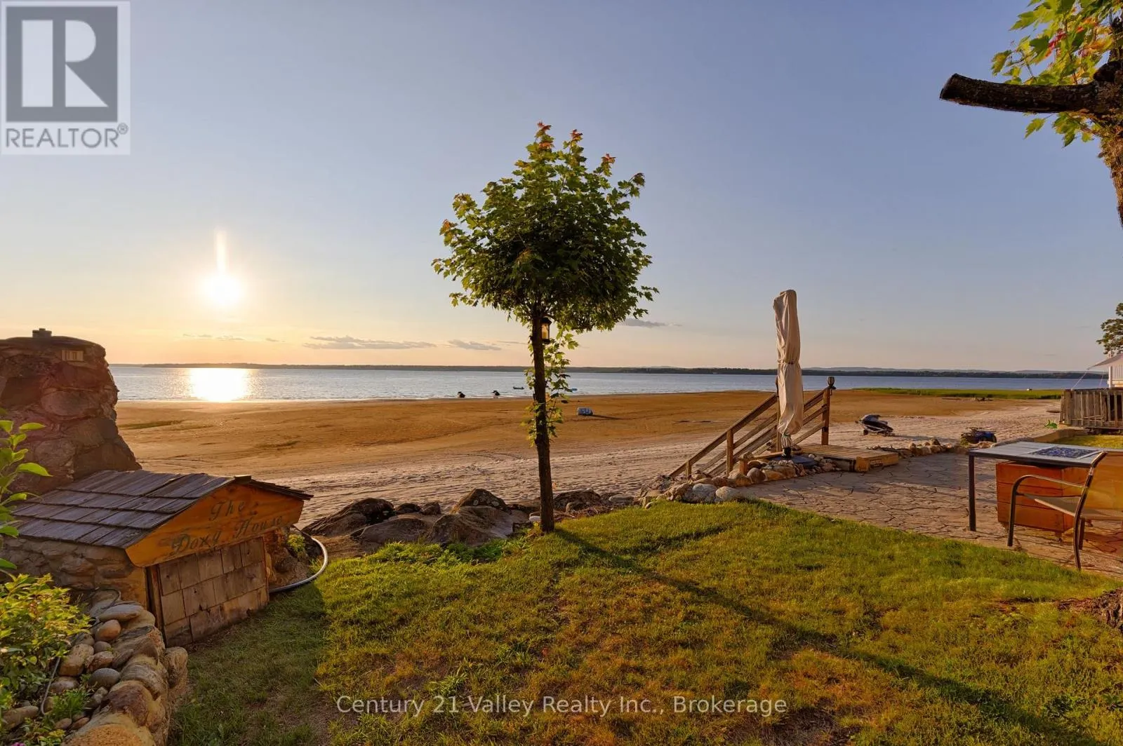 115 GREATVIEW TRAIL