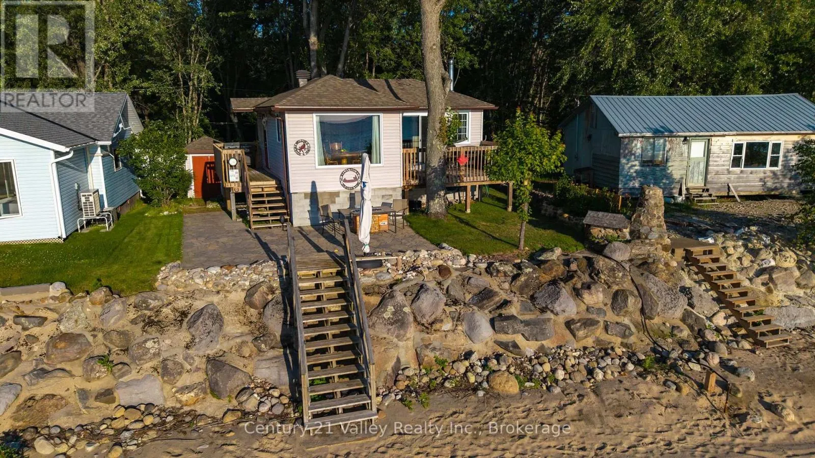 115 GREATVIEW TRAIL
