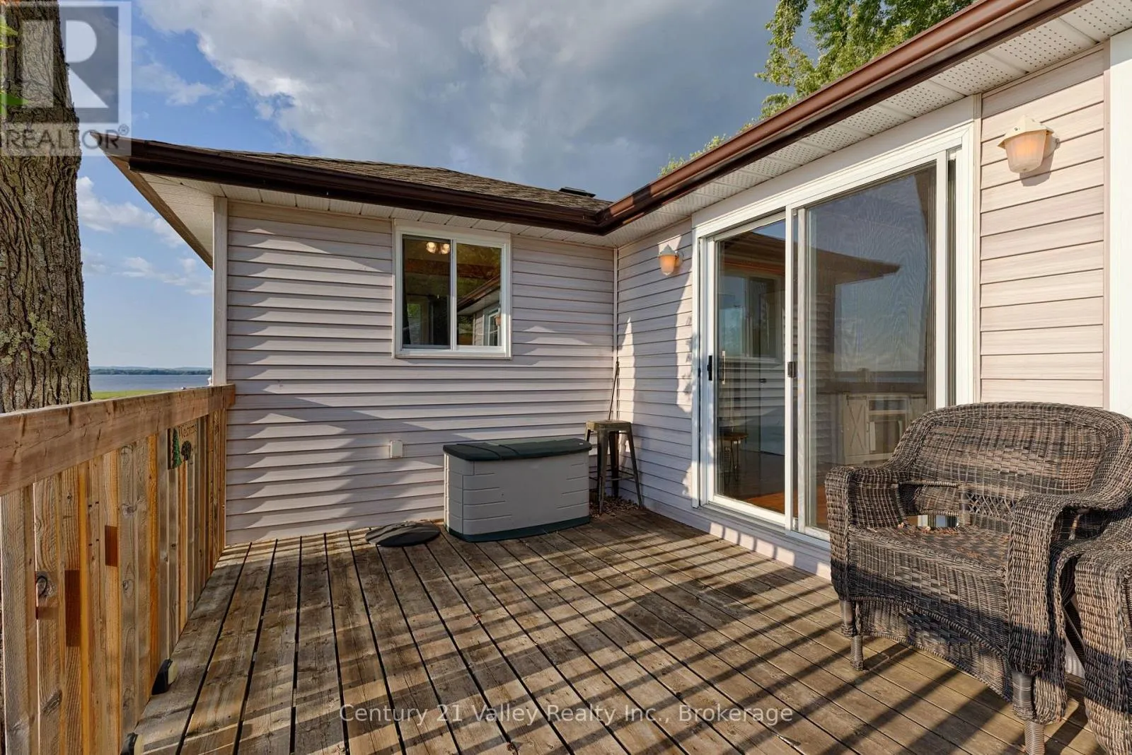 115 GREATVIEW TRAIL