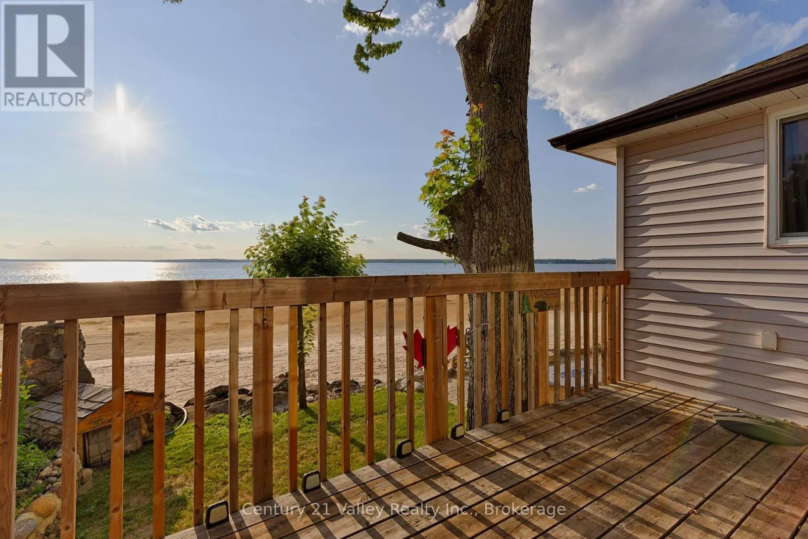 115 GREATVIEW TRAIL