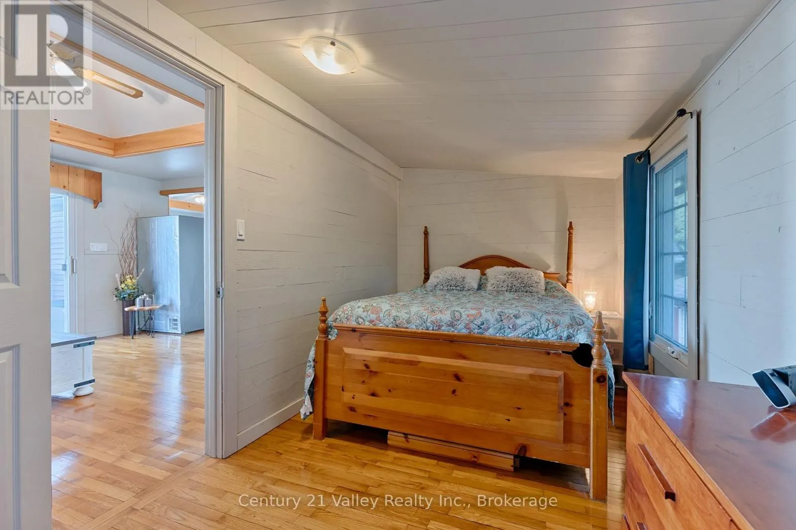 115 GREATVIEW TRAIL