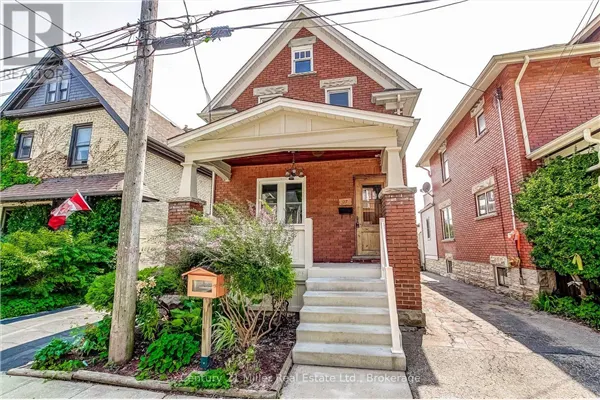 17 WHITNEY PLACE