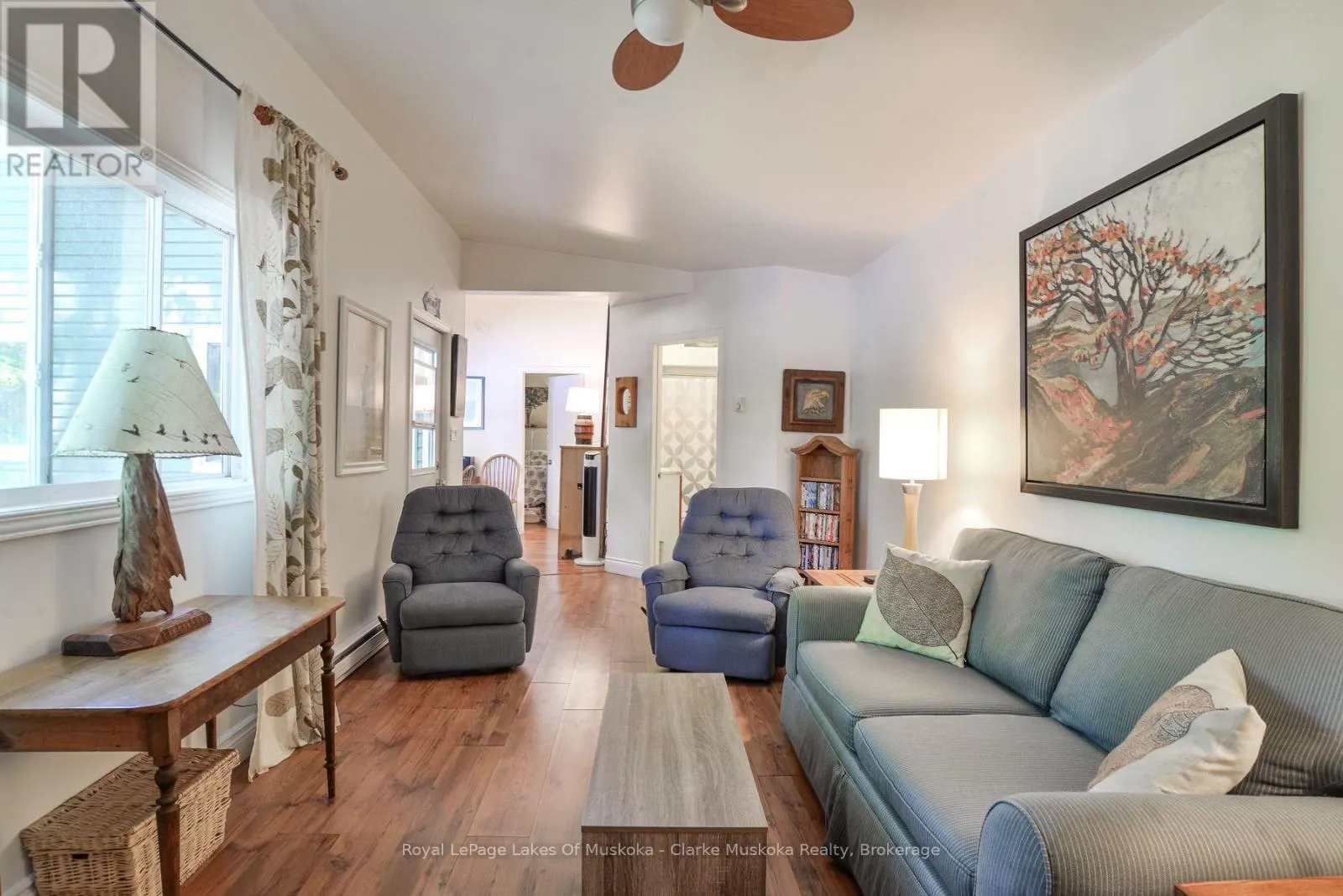 8 - 7 SILVER POINT ROAD #8