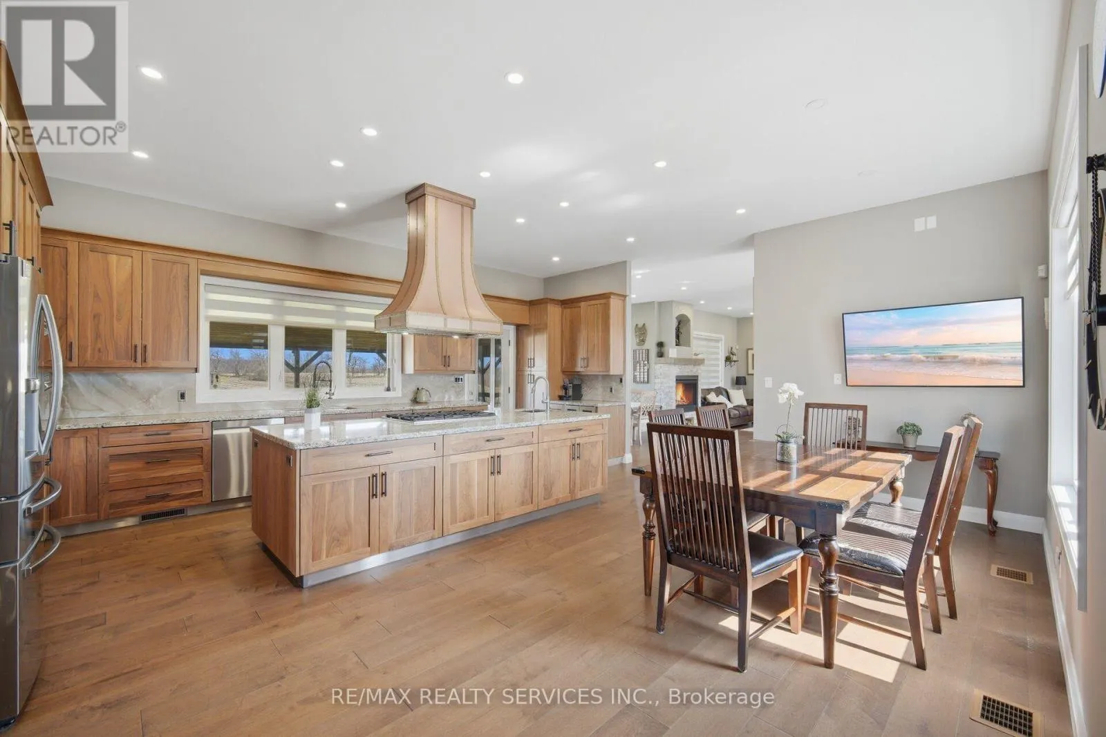 9522 WELLINGTON 22 ROAD