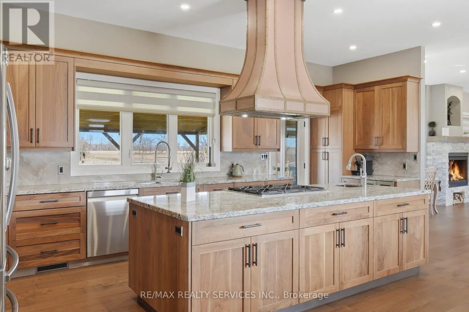 9522 WELLINGTON 22 ROAD