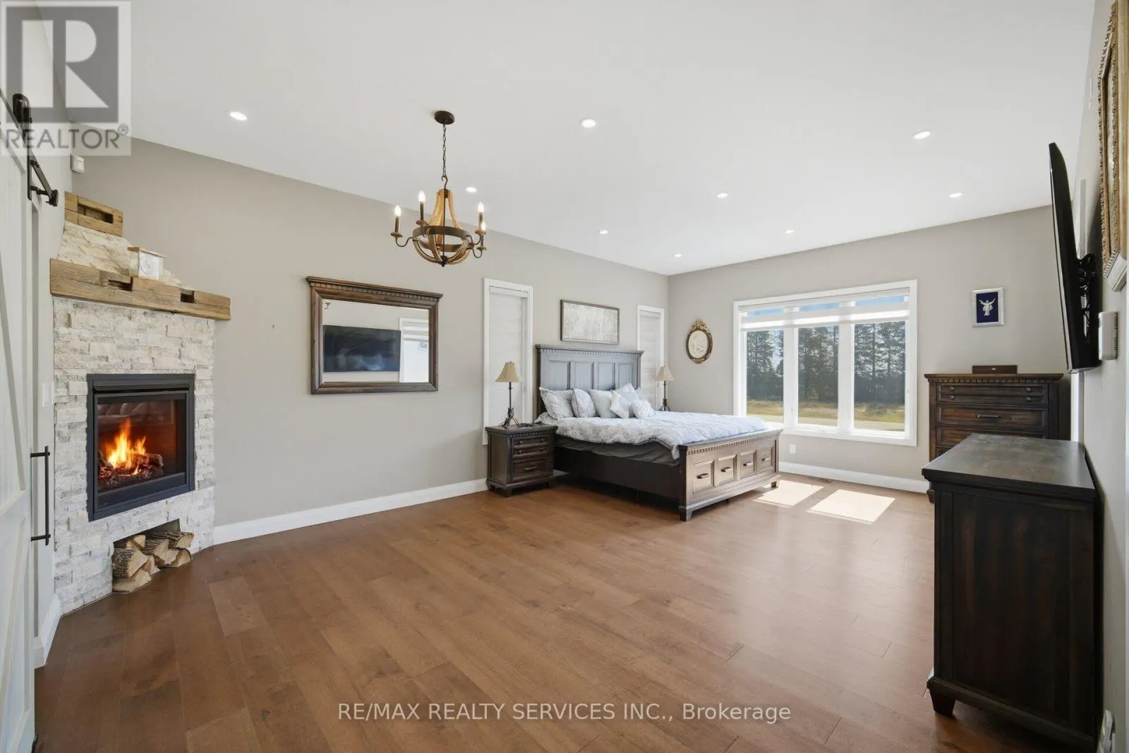 9522 WELLINGTON 22 ROAD