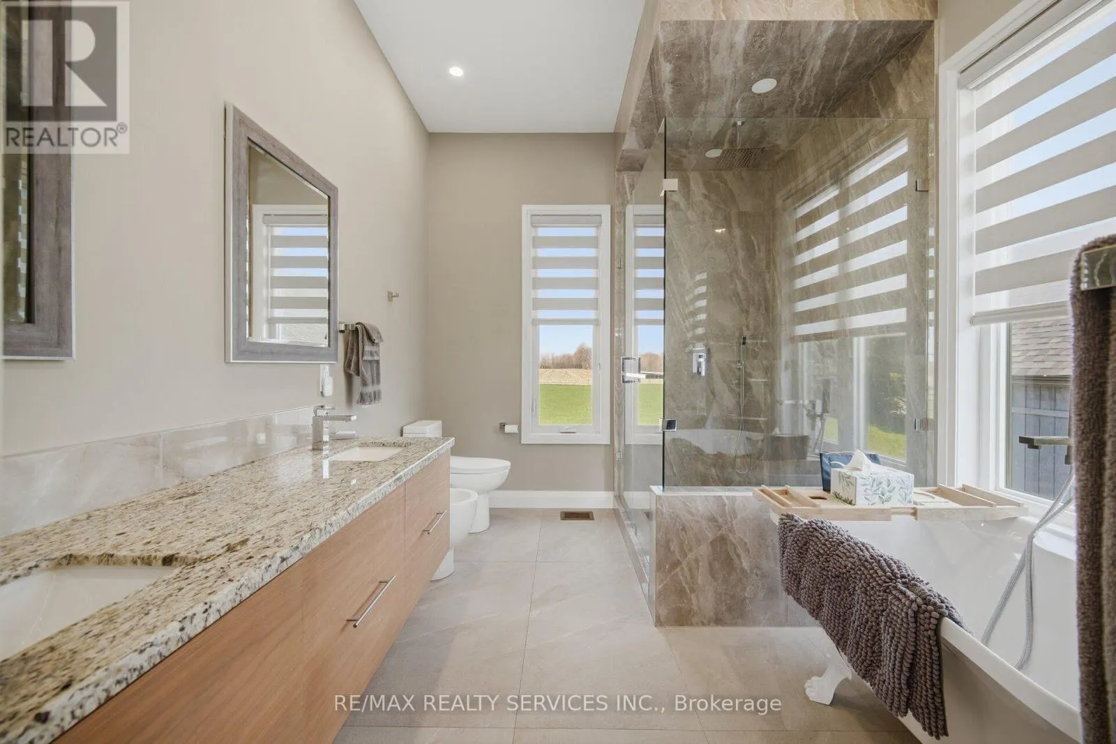 9522 WELLINGTON 22 ROAD