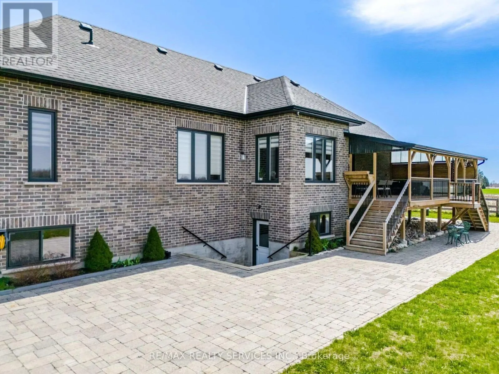 9522 WELLINGTON 22 ROAD