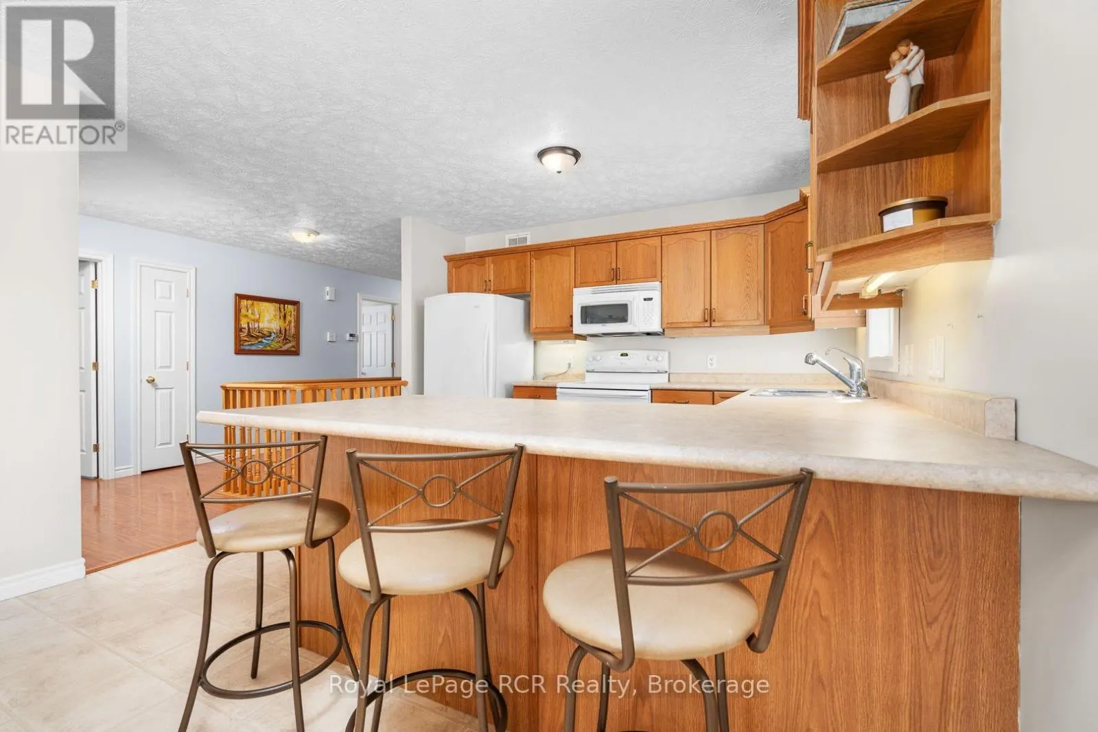 246 16TH AVENUE CRESCENT