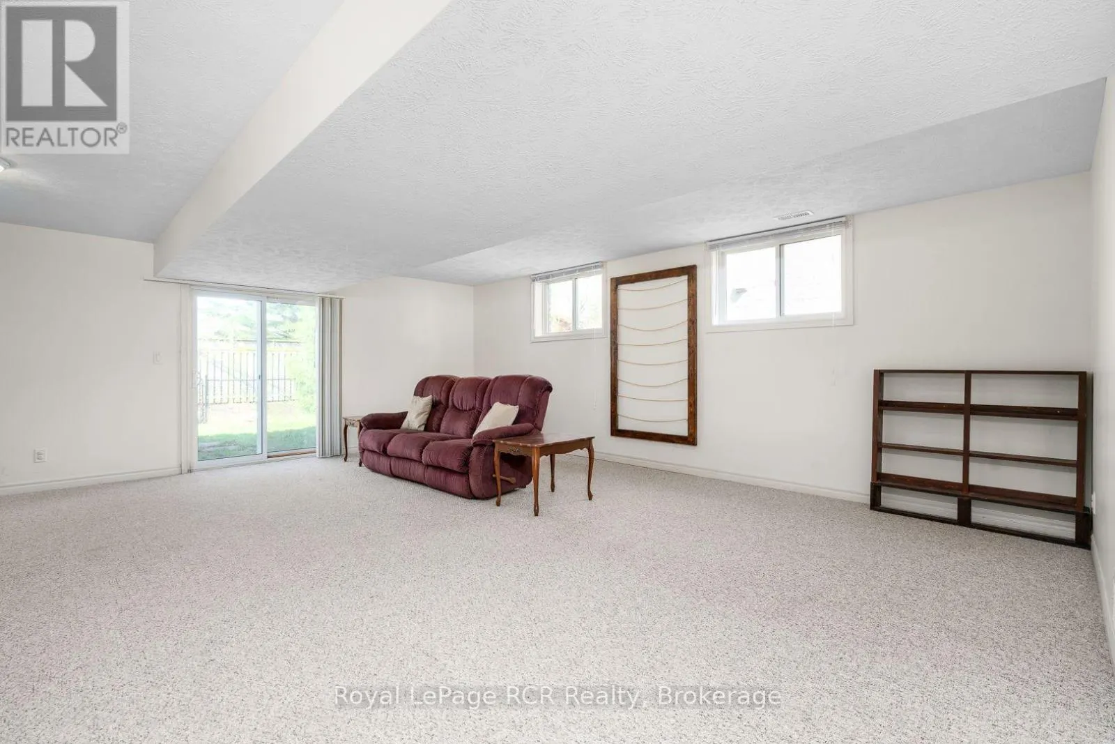 246 16TH AVENUE CRESCENT