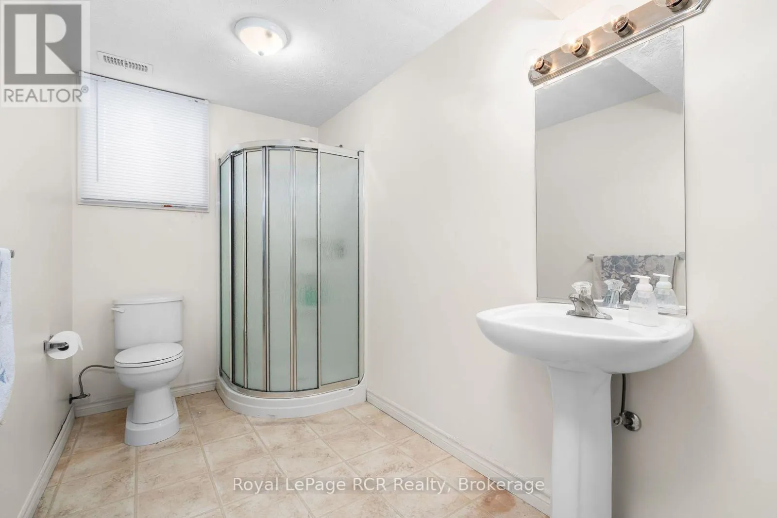 246 16TH AVENUE CRESCENT