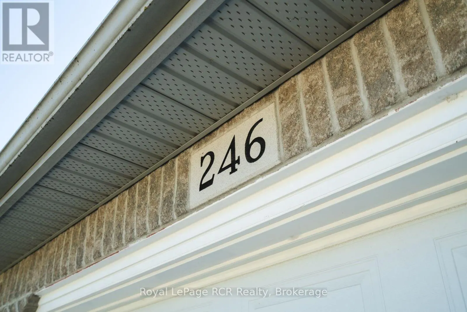 246 16TH AVENUE CRESCENT