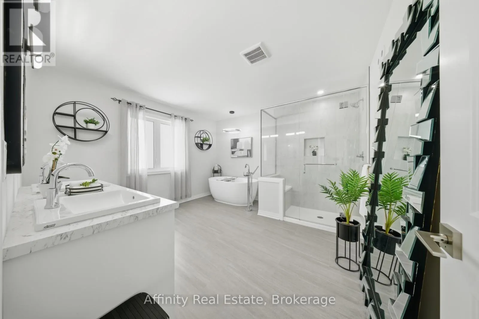 89 ACORN TRAIL
