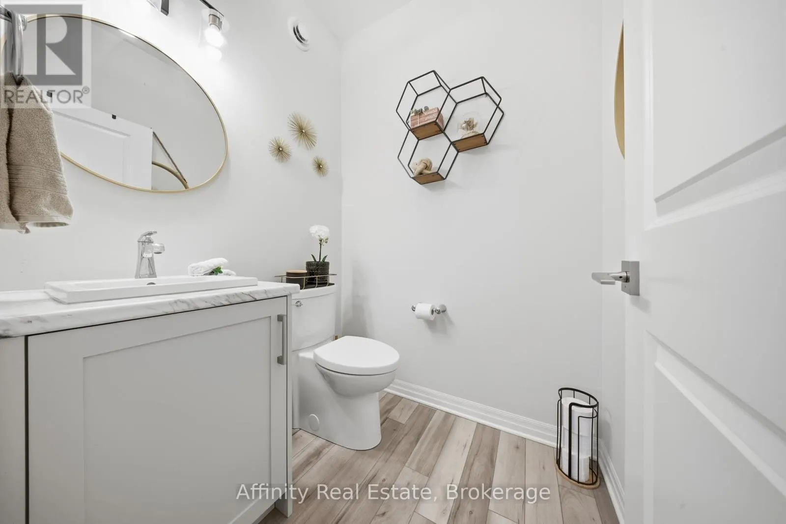 89 ACORN TRAIL