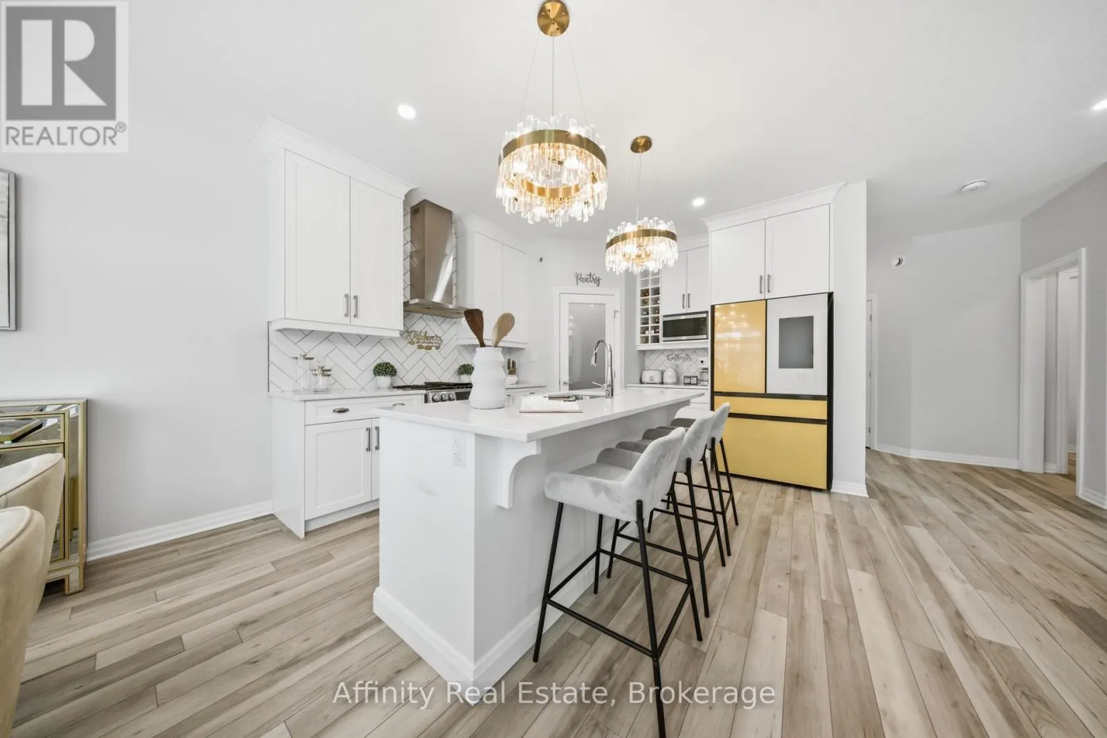 89 ACORN TRAIL