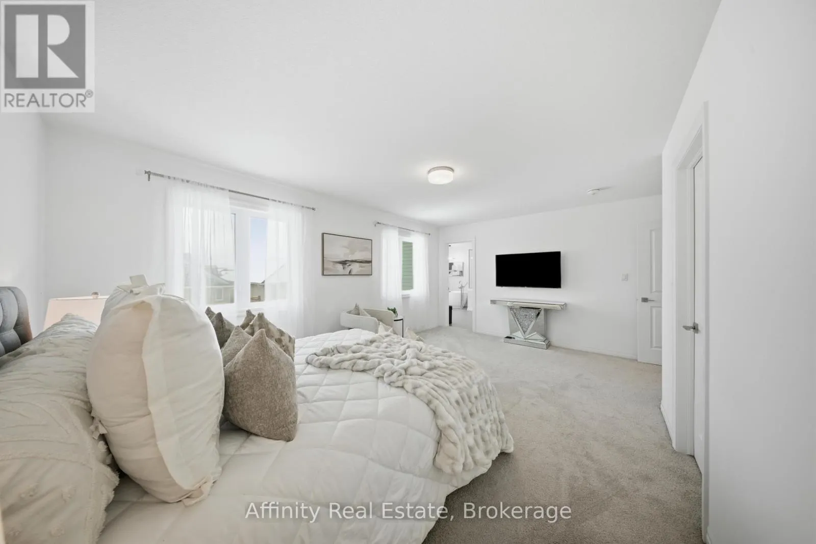 89 ACORN TRAIL