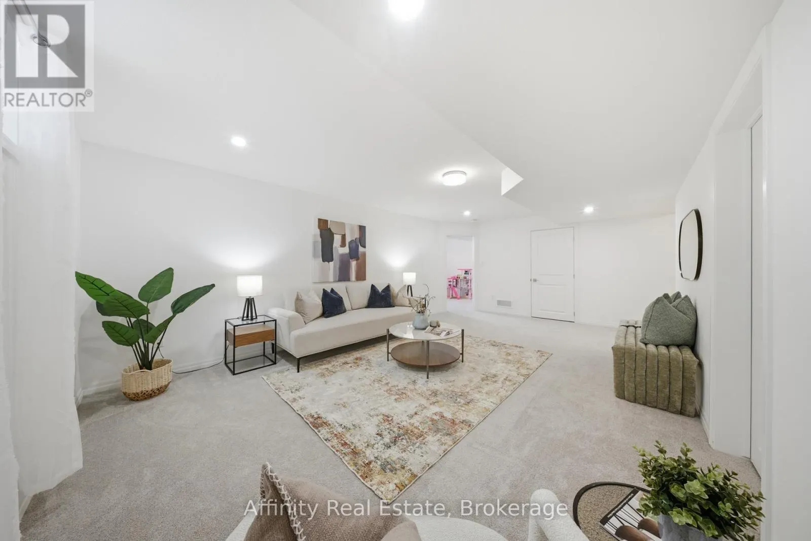 89 ACORN TRAIL