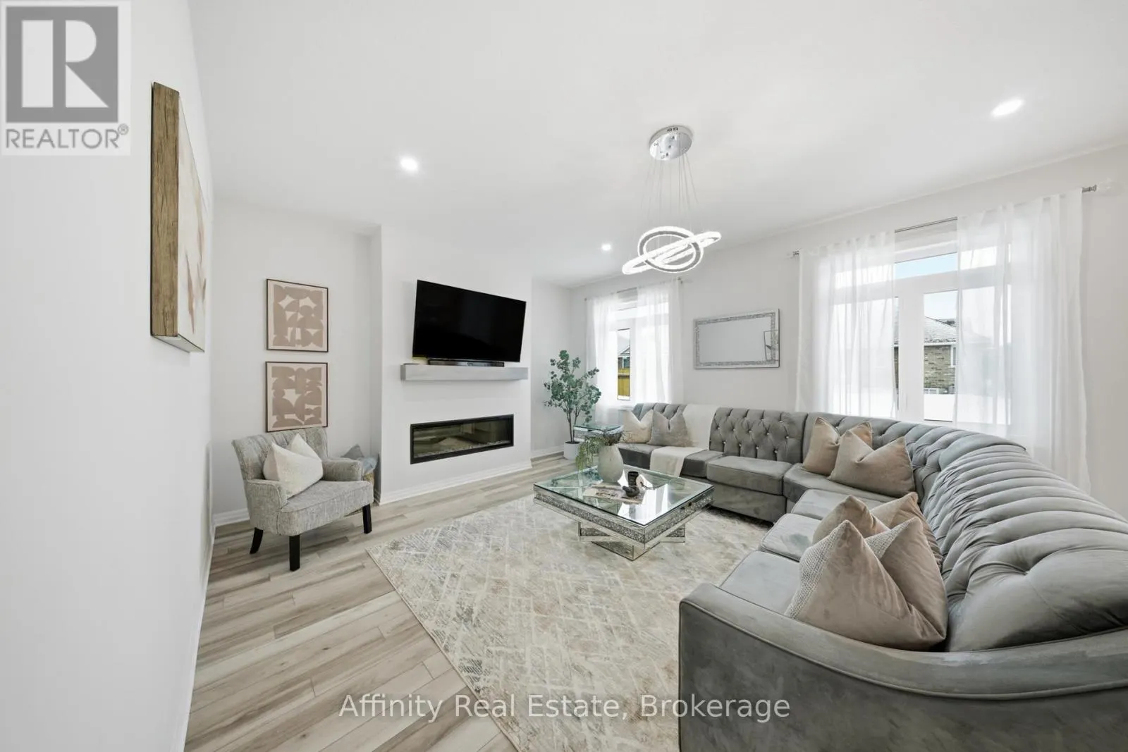 89 ACORN TRAIL