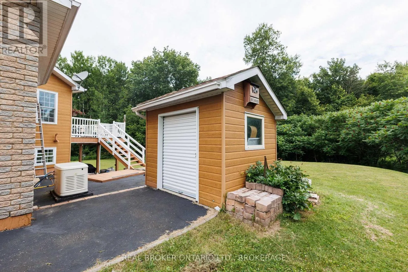3213 DORNIE ROAD