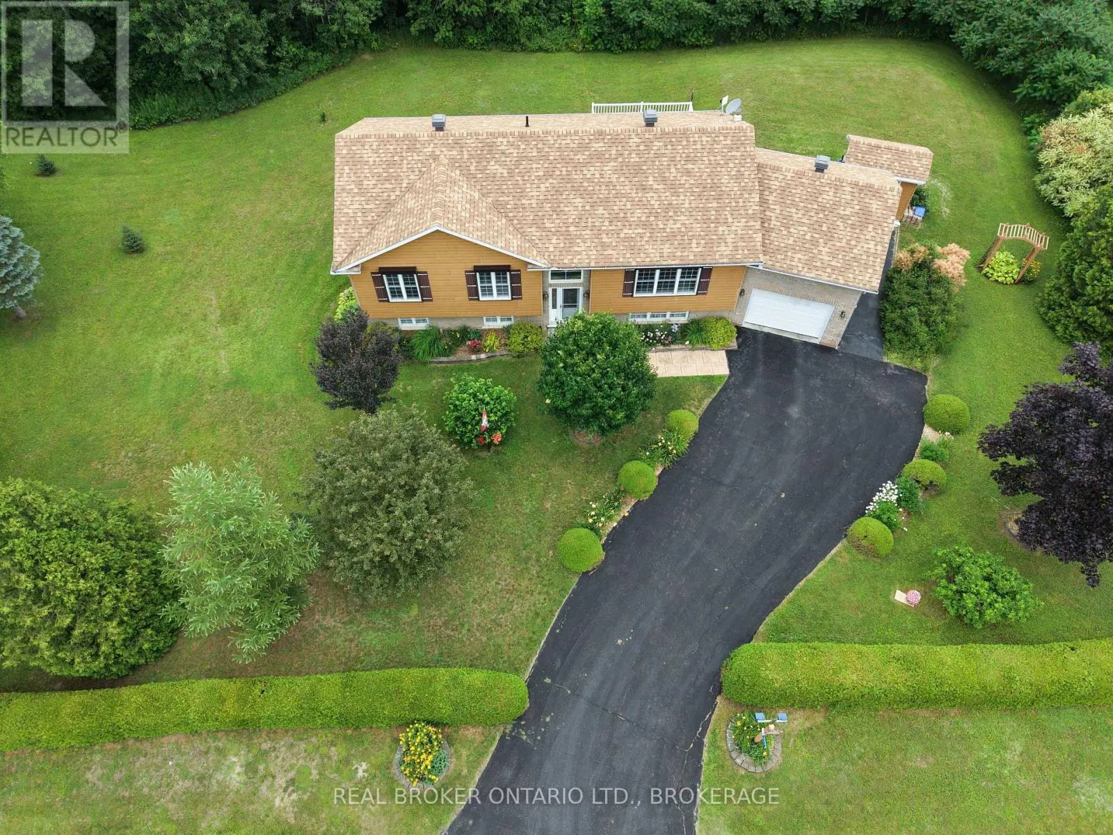 3213 DORNIE ROAD