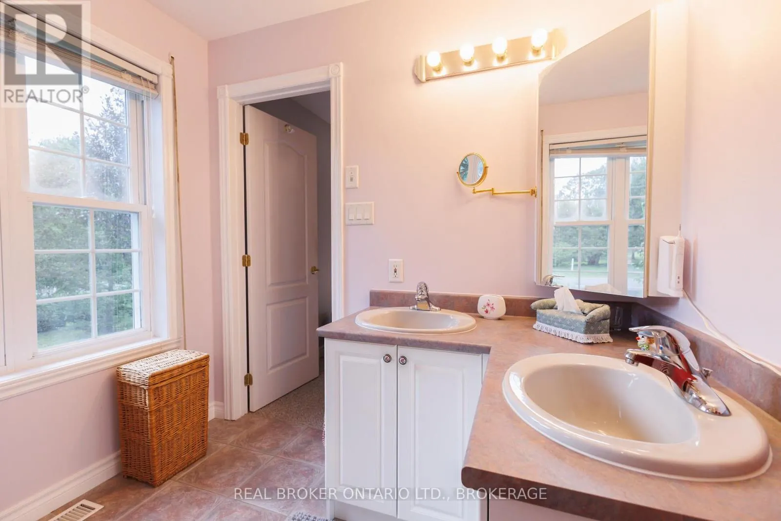 3213 DORNIE ROAD