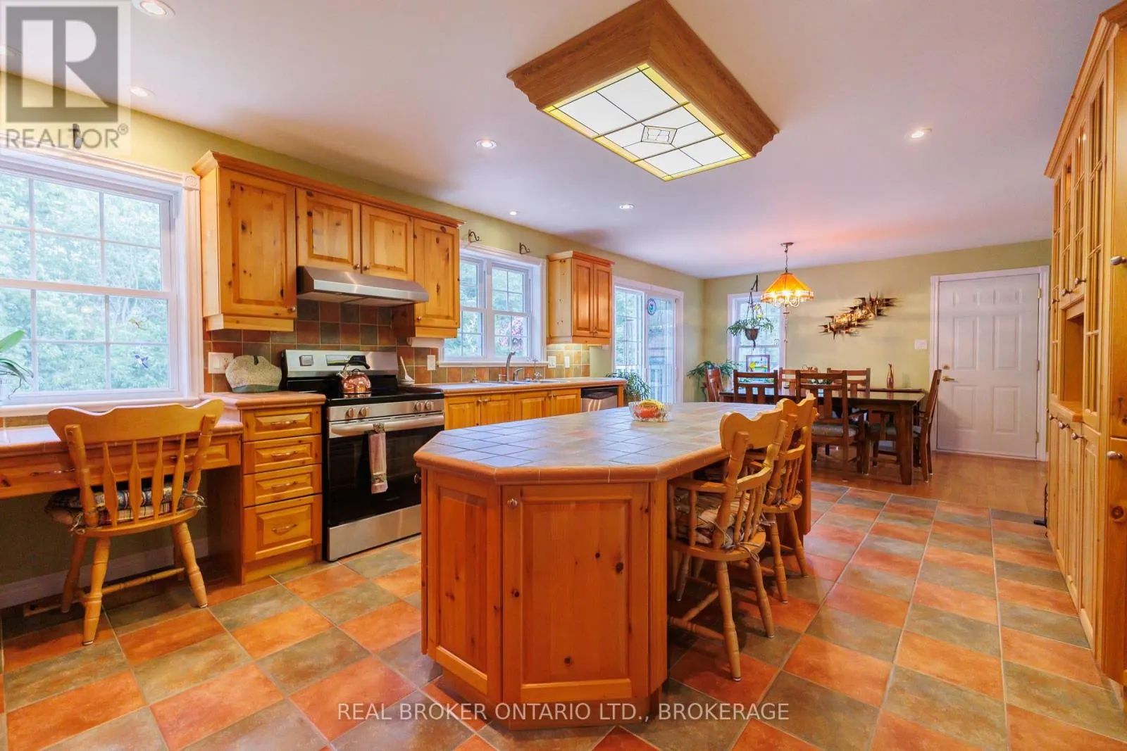 3213 DORNIE ROAD