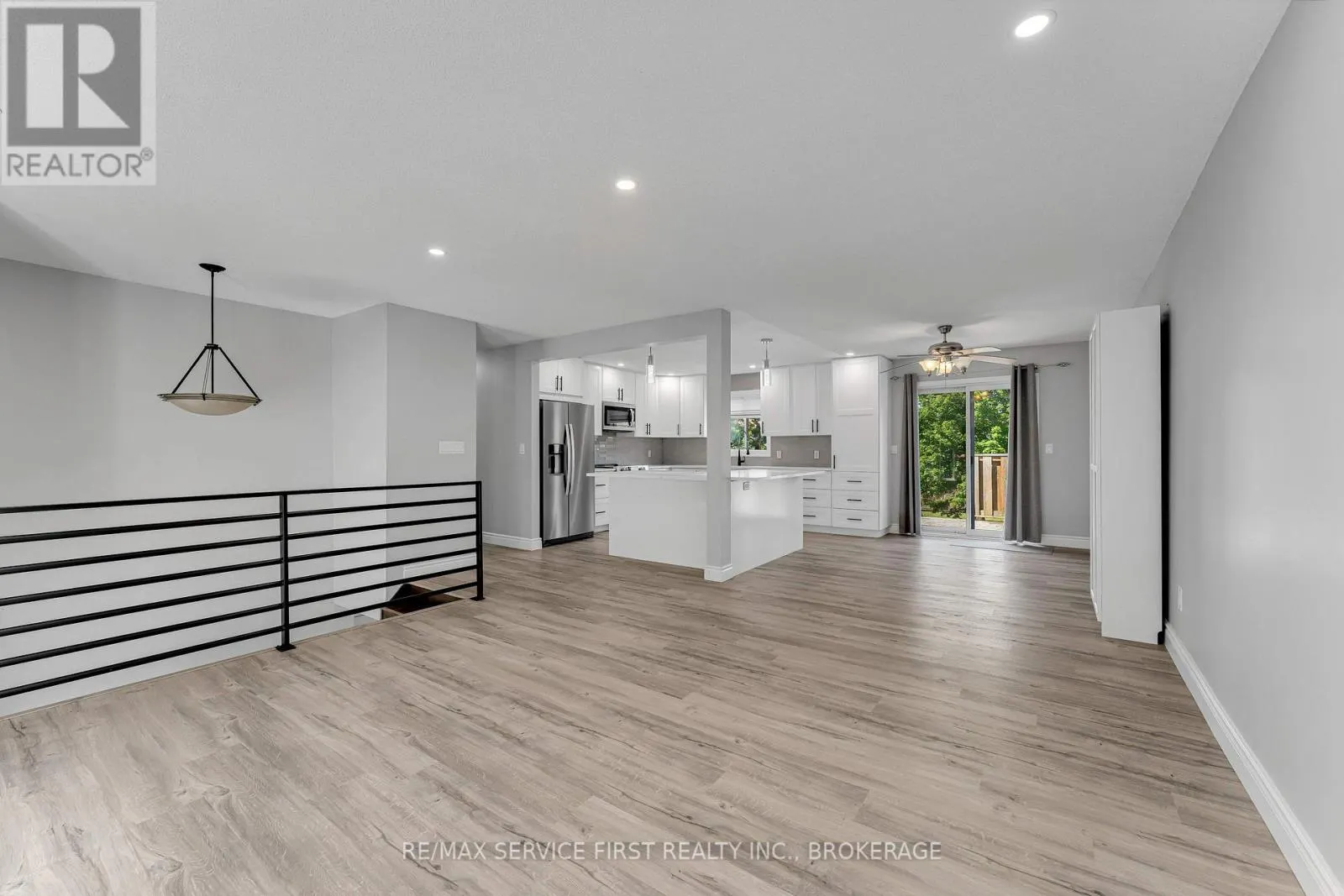 19 HERITAGE DRIVE