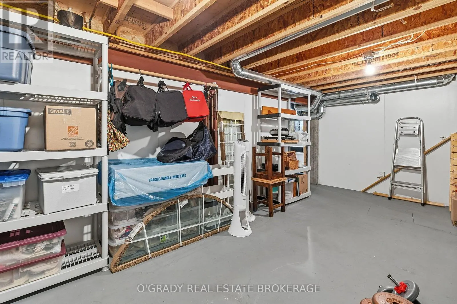 1004 CRESTWOOD DRIVE