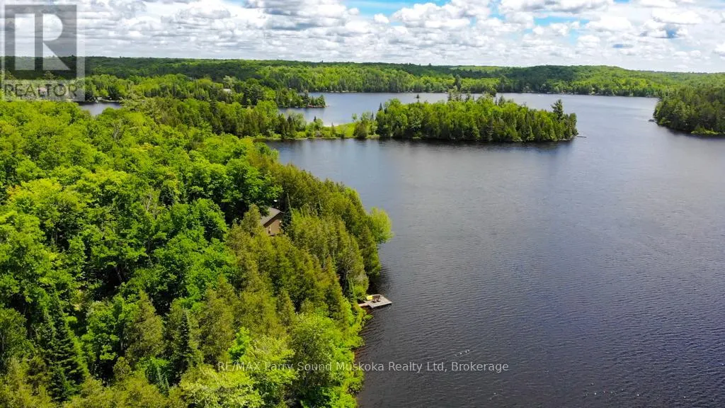 634 WA WHITESTONE LAKE