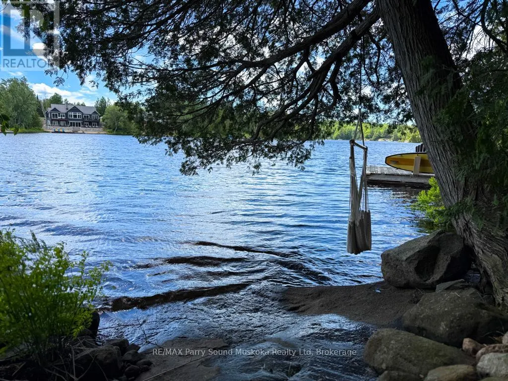 634 WA WHITESTONE LAKE